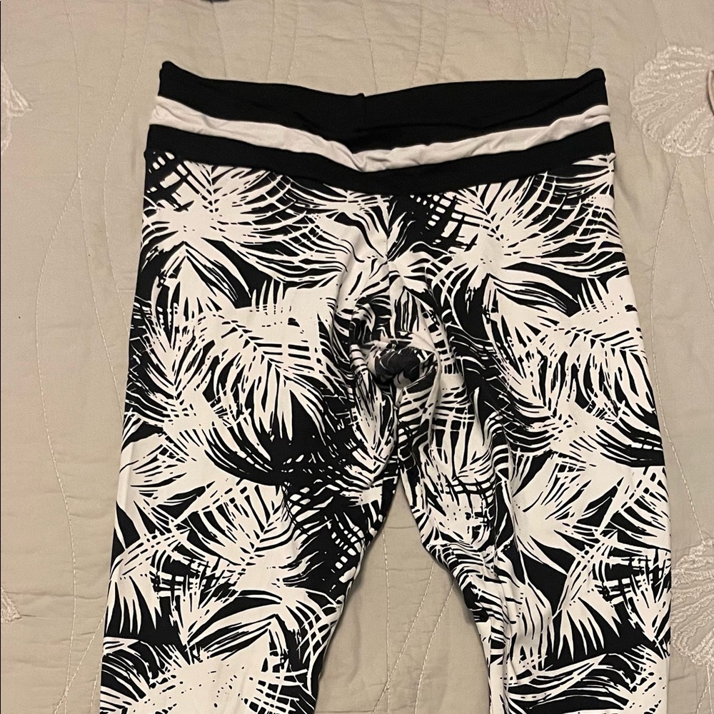 Designer leggings